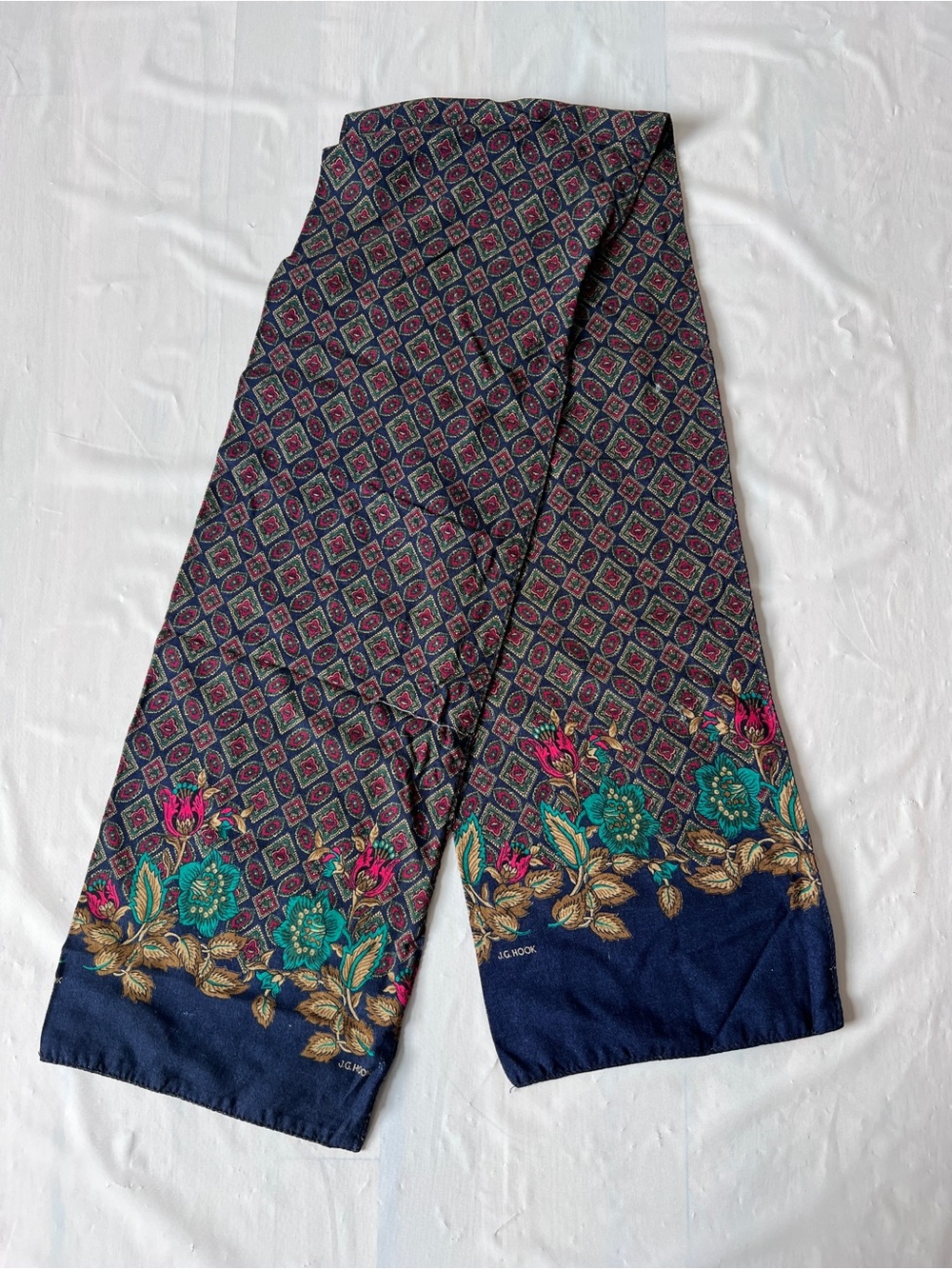 JG Hook Oblong Scarf Wrap navy pink floral Italy Rectangle preppy Vintage 1980s